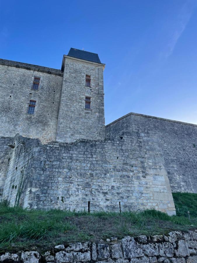 Auberge Du Boisne Villebois-Lavalette Zewnętrze zdjęcie